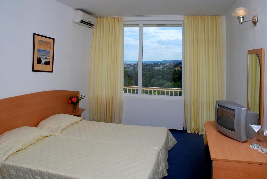 Geolog Hotel Saints Constantine and Helena Room photo